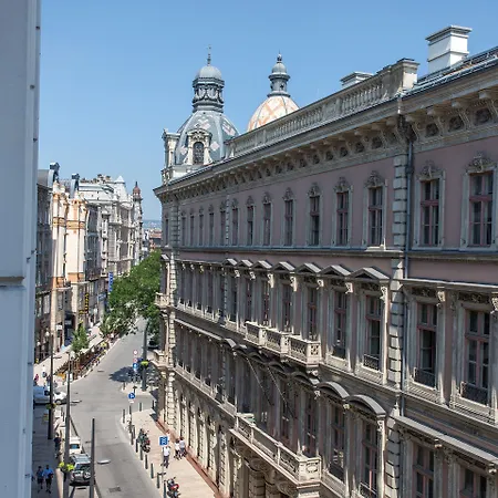 Danubius Erzsébet Center 3*