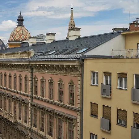 Danubius Erzsébet Center 3* Budapest