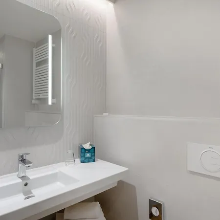 Danubius Erzsébet Center 3* Budapest