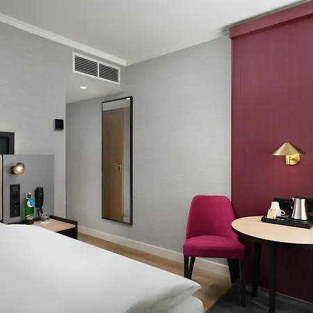 Hotel Erzsébet Center Budapest, A Member Of Radisson Individuals Budapest