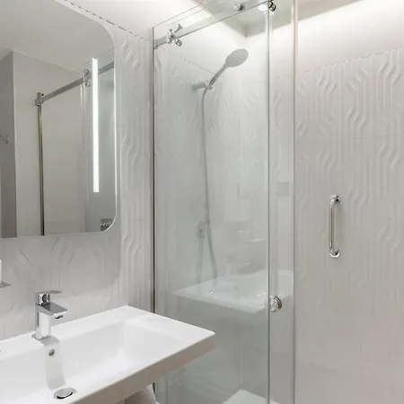Erzsebet Center Budapest, A Member Of Radisson Individuals 3* Βουδαπέστη