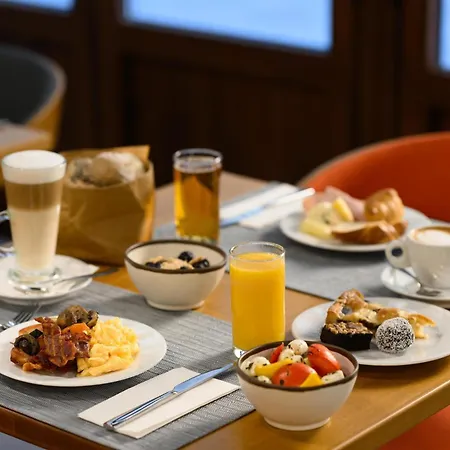 Erzsébet Center Budapest, A Member Of Radisson Individuals 3*