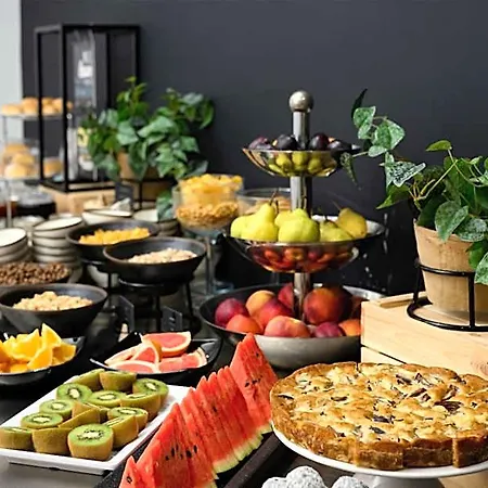 Erzsebet Center Budapest, A Member Of Radisson Individuals 3*