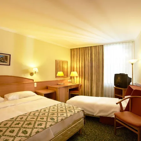 Danubius Erzsebet Center 3* Budapest