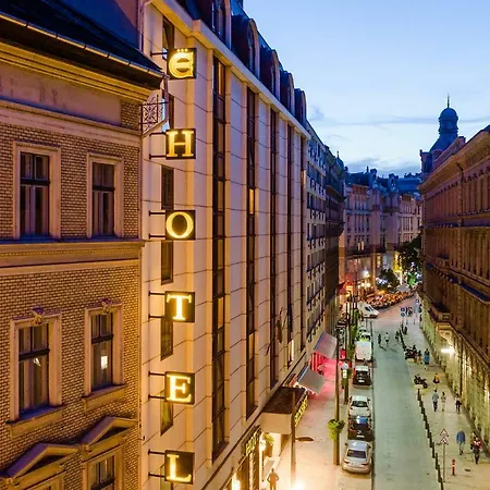Hotel Danubius Erzsebet Center 3*