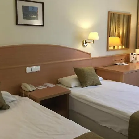 Hotel Erzsebet City Center Budapest, A Member Of Radisson Individuals