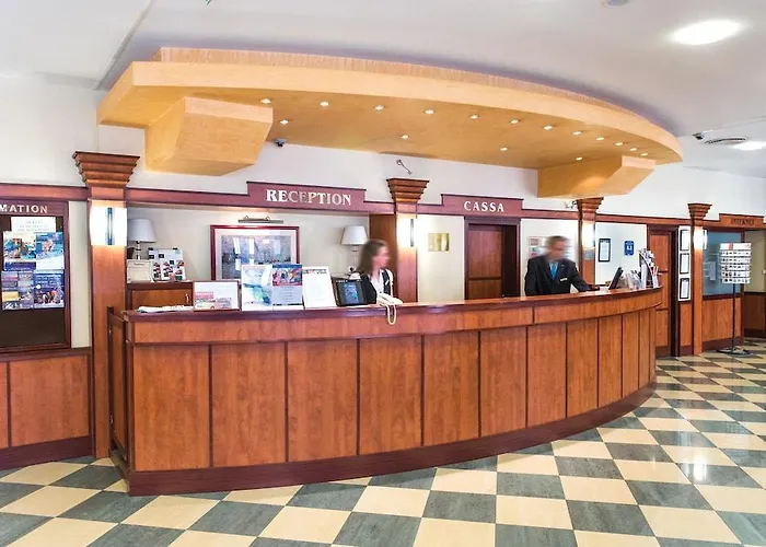 Danubius Erzsebet Center 3* Будапешт