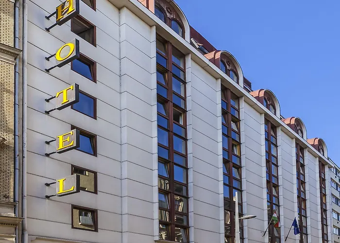 Danubius Erzsebet Center Отель Будапешт