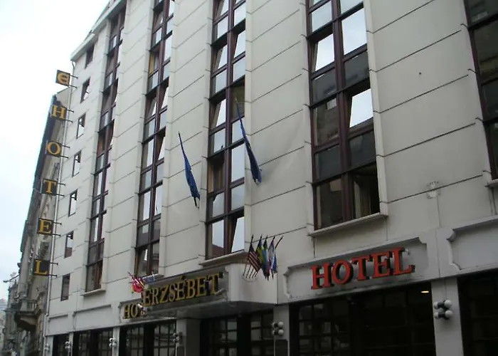 Danubius Erzsebet Center Отель Будапешт